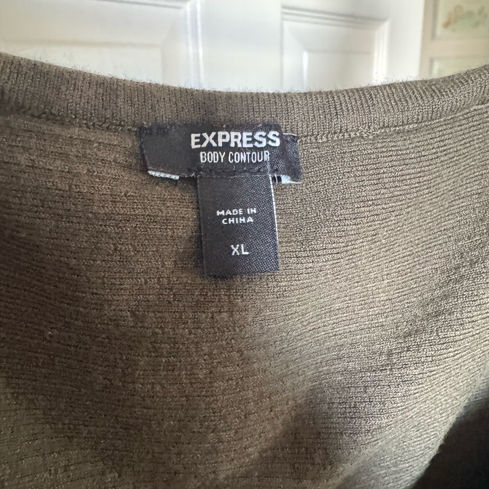 Express Olive Ruffle Camisole - Picture 3 of 4